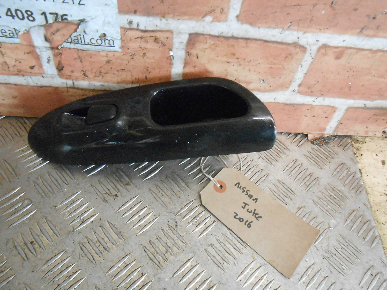 NISSAN JUKE 2016 OSR DRIVER REAR WINDOW CONTROL SWITCH BLACK TRIM 25411 1KL5A