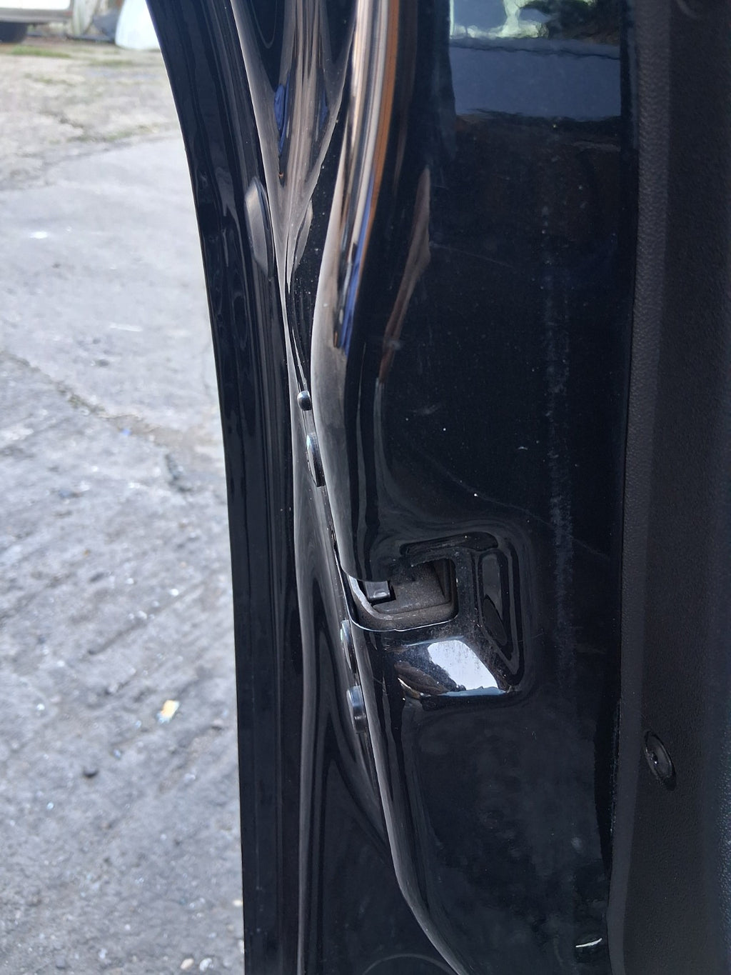 2014 PEUGEOT 208 NSF PASSENGER SIDE FRONT LEFT DOOR LOCK MECHANISM