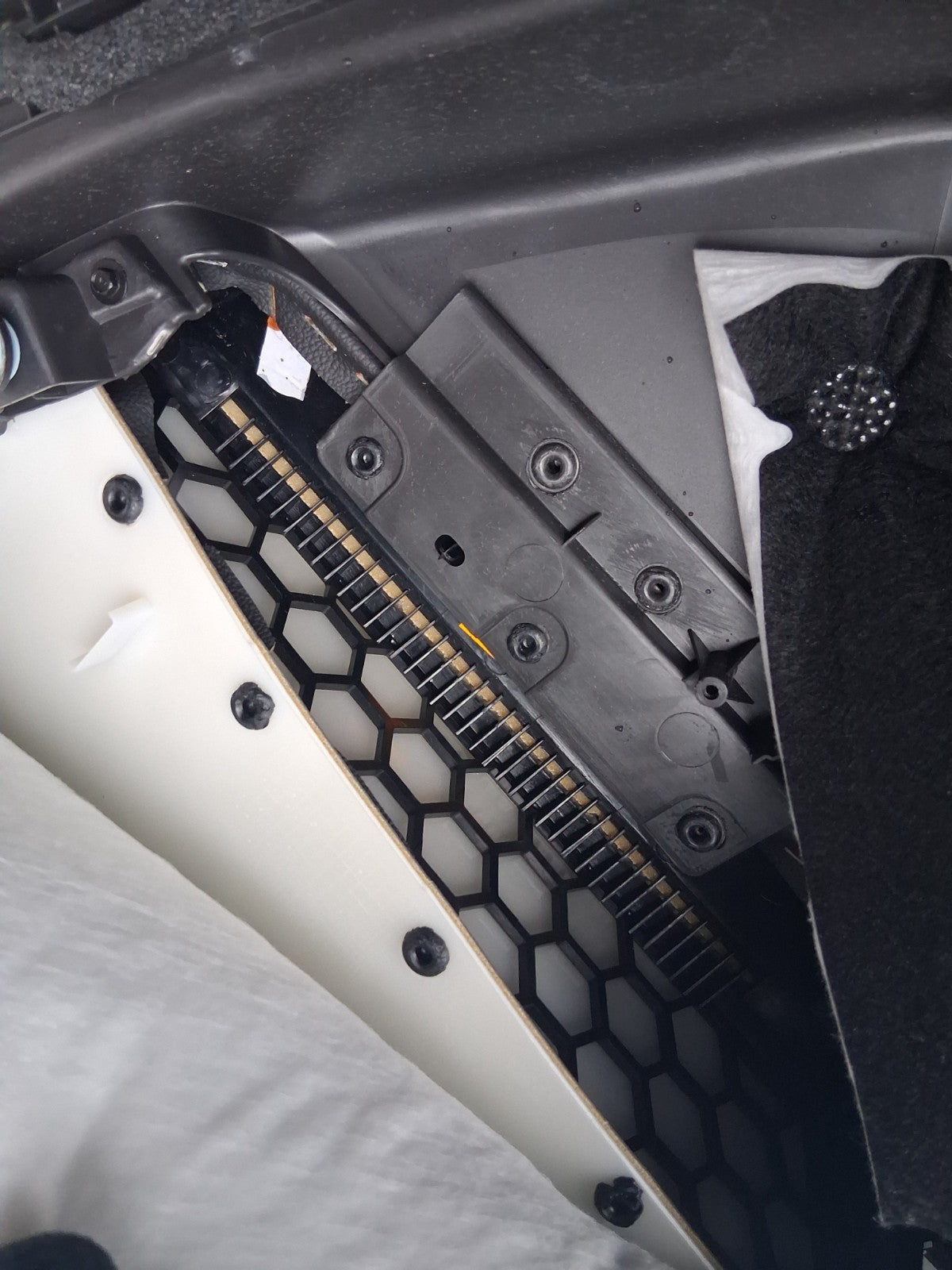 2018 FORD MONDEO MK5 HATCHBACK NSR PASSENGER SIDE REAR LEFT DOOR CARD