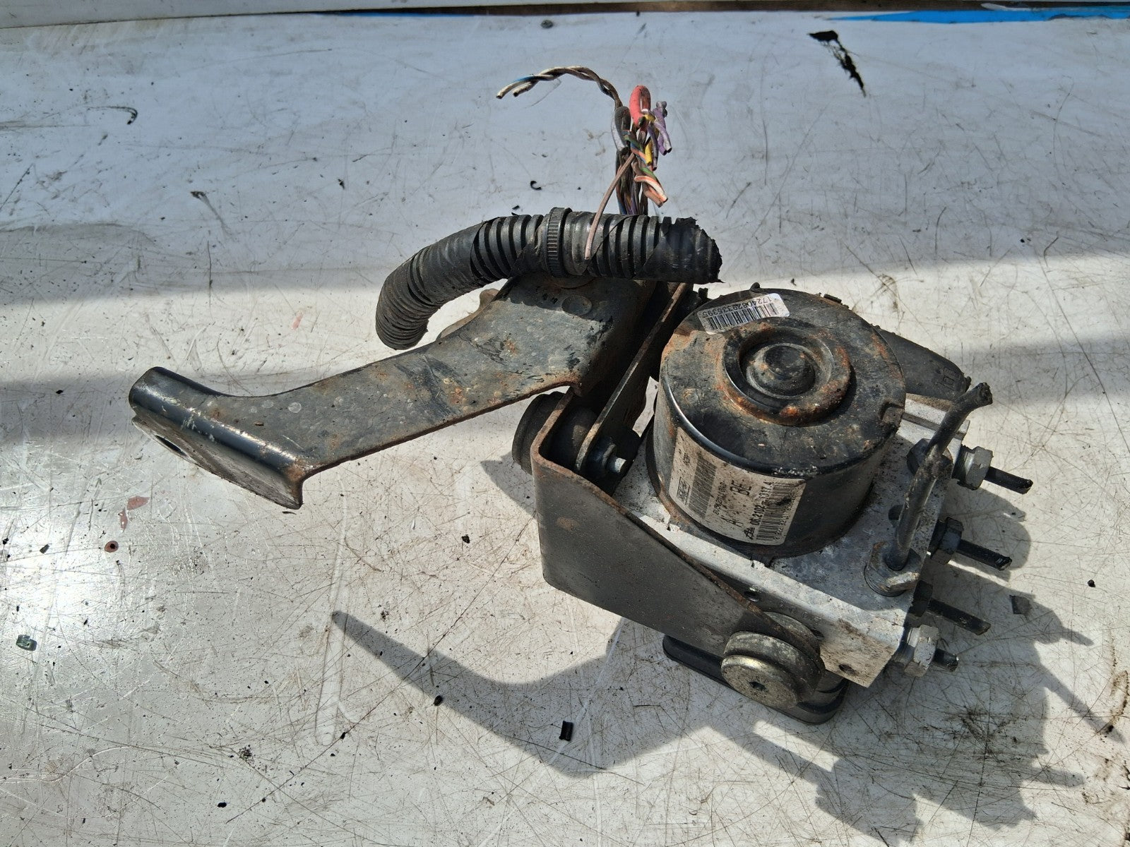 2010 FORD FIESTA MK7 ABS PUMP CONTROL MODULE 8V512M110AD