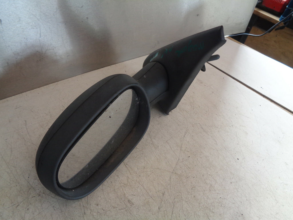 RENAULT MEGANE MK1 1999 NS PASSENGER SIDE MANUAL WING MIRROR
