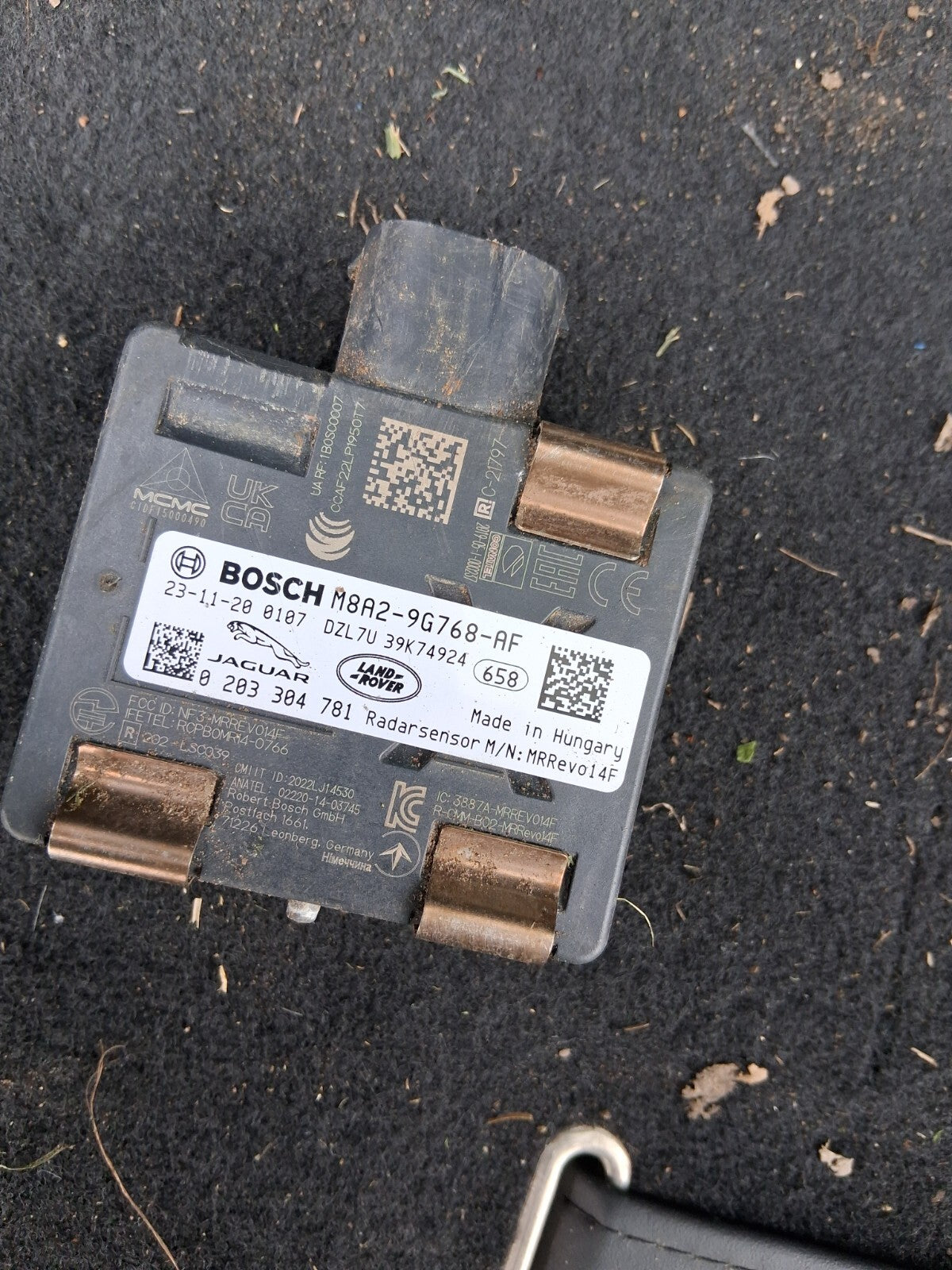 2024 RANGE ROVER VELAR P400e RADAR SENSOR M8A29G786AF