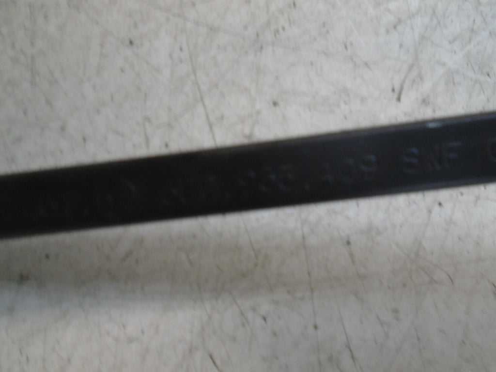 SKODA OCTAVIA 2018 MK3 5E WINDSCEEN PAIR FRONT WIPER ARMS 5E2955410