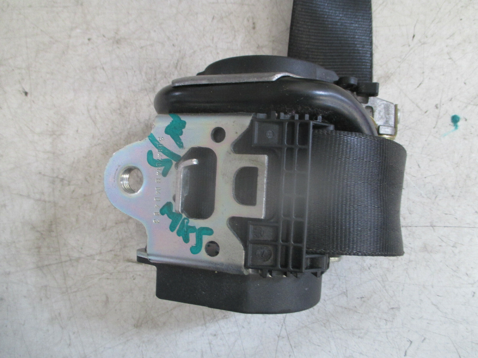 VW VOLKSWAGEN GOLF MK5 2003-2009 NSF PASSENGER SIDE FRONT SEAT BELT 604414900
