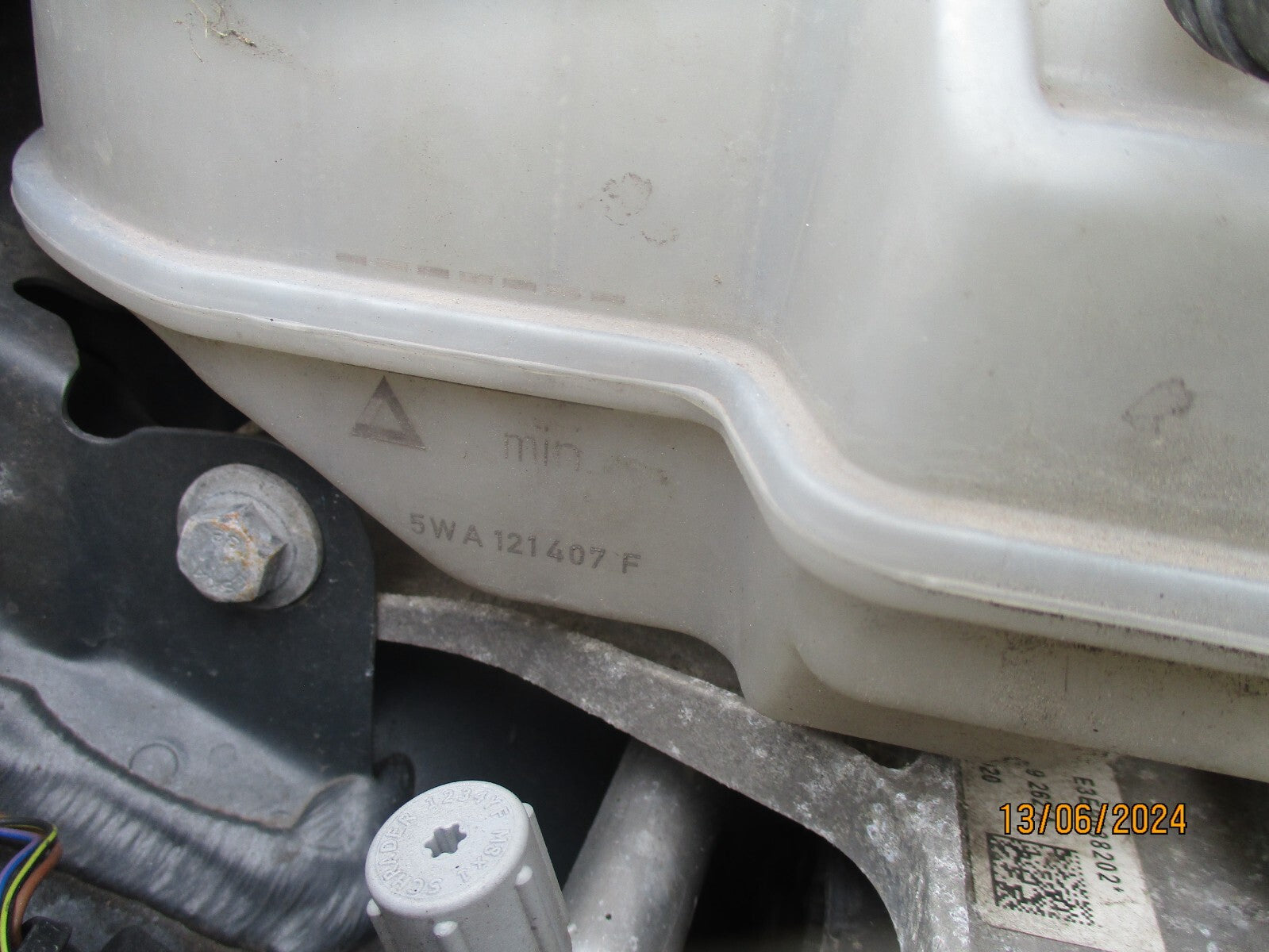 2020 VW VOLKSWAGEN T ROC COOLANT WATER EXPANSION OVERFLOW TANK 5WA121407F