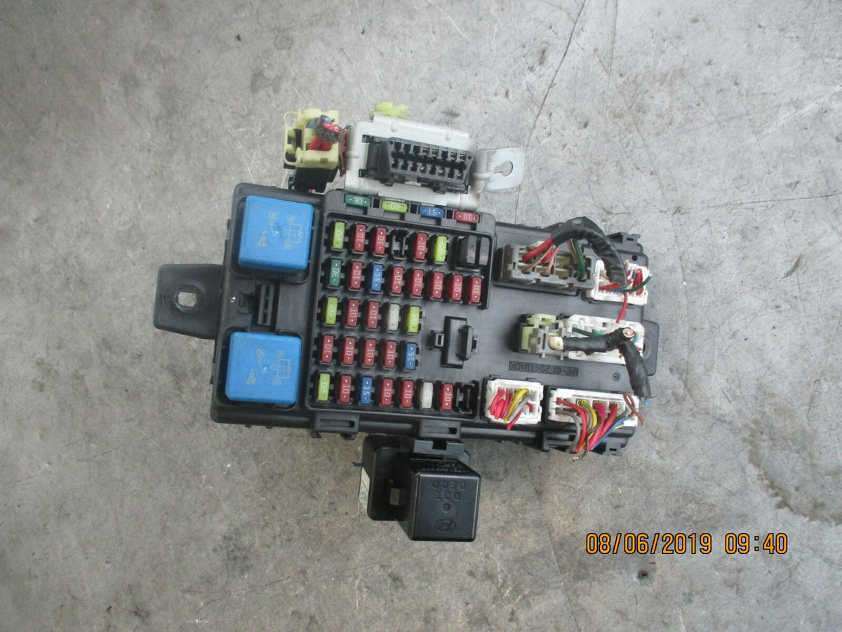 HYUNDAI SANTA FE MK1 FUSE BOX RELAY UNIT 9540026500