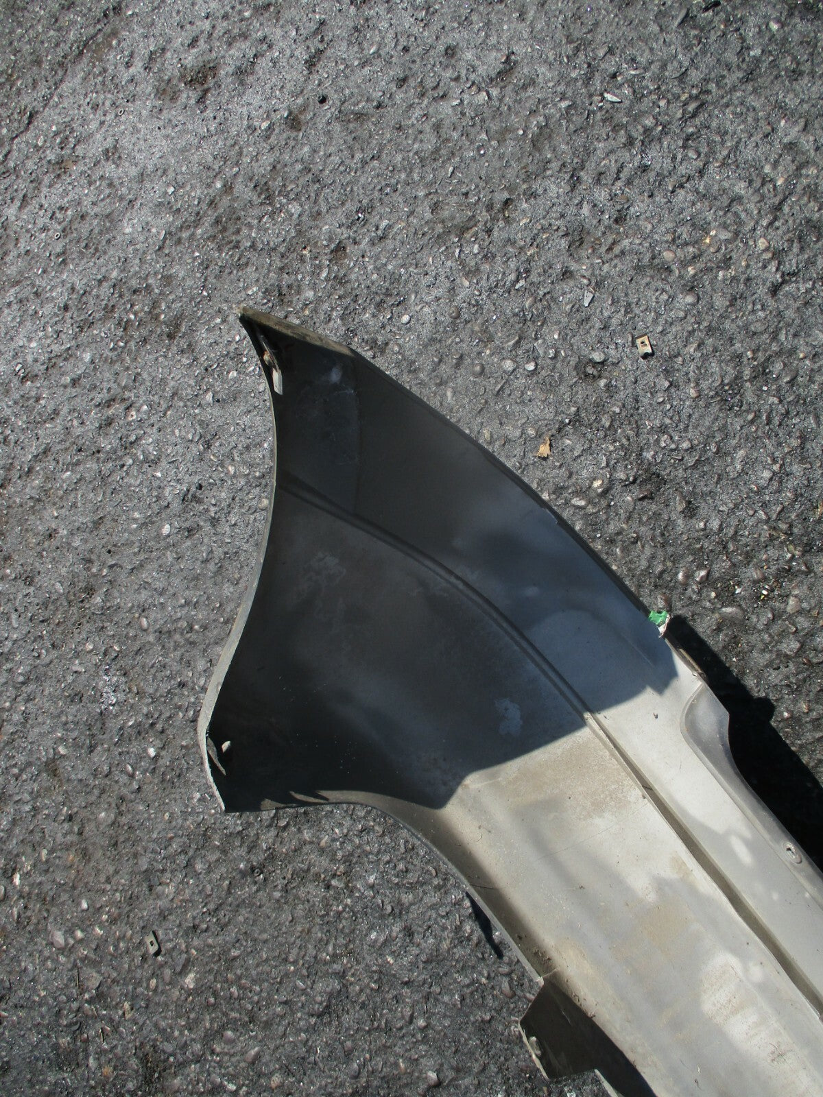 VAUXHALL ASTRA G 2001 MK4 COMPLETE REAR BACK PLASTIC BUMPER IN BLACK