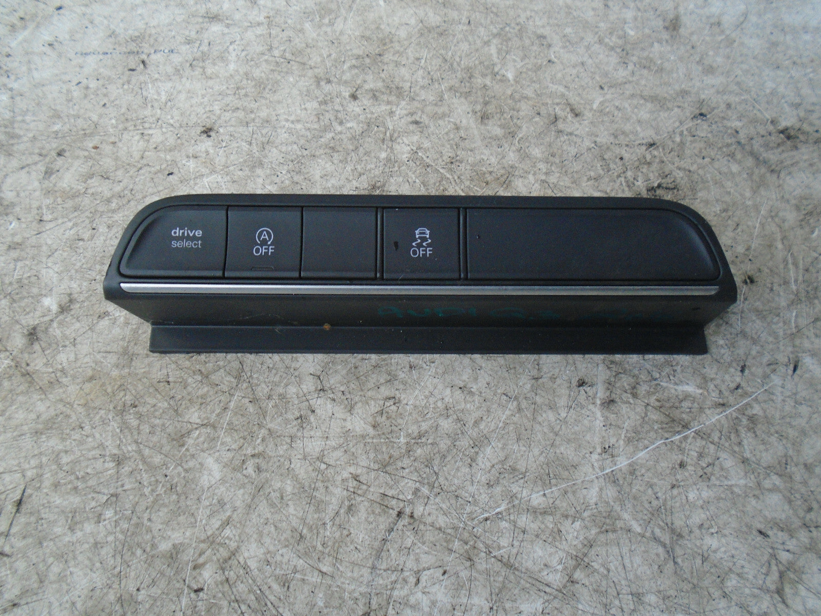 AUDI Q3 2017 FRONT DASHBOARD ESP STOP START SWITCH PANEL 8U2941567