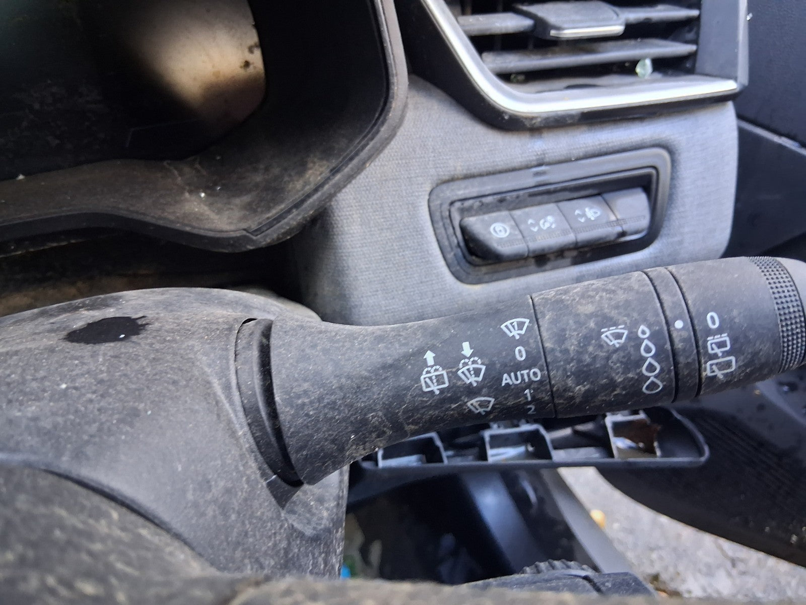 2024 RENAULT CLIO FACELIFT MK5 INDICATOR WIPER COMBINATION SWITCH STALK SQUIB