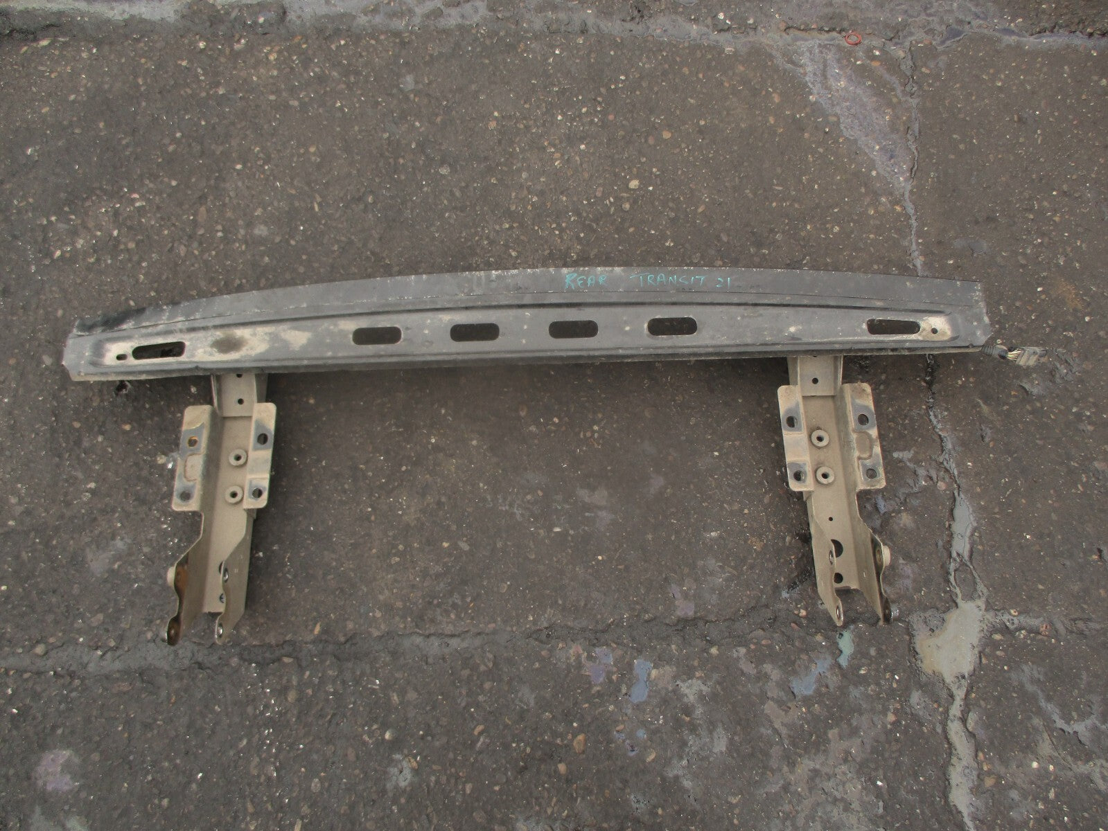 2021 FORD TRANSIT 350 MK8 REAR STEP ASSEMBLY
