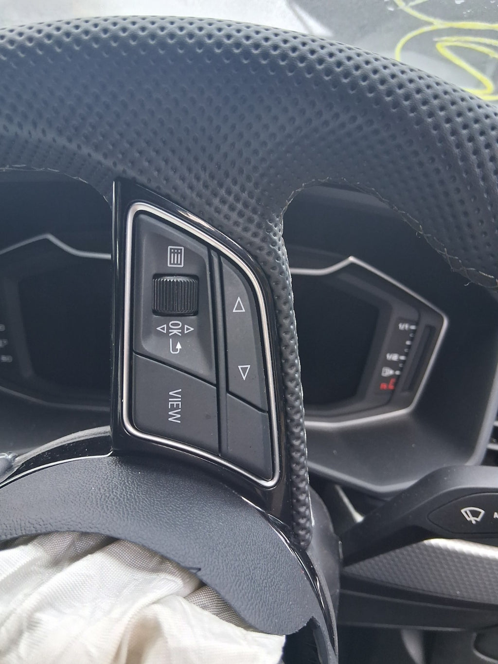 2024 AUDI A1 S LINE MK2 GB MULTIFUNCTIONAL STEERING WHEEL