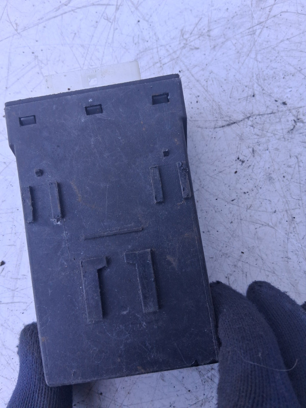 2007 PEUGEOT 407 CENTRAL LOCKING MODULE ECU 9630668977