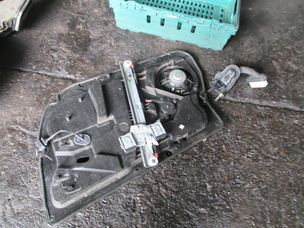 FORD FIESTA 2009 MK7 NSF PASSENGER SIDE FRONT WINDOW REGULATOR MOTOR