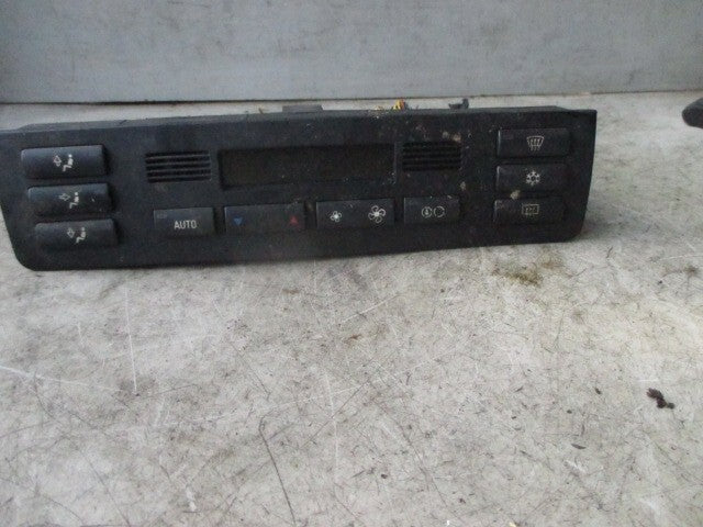 2002 BMW 3 SERIES CLIMATE CONTROL & RADIO SWITCHES 5HB007738-18