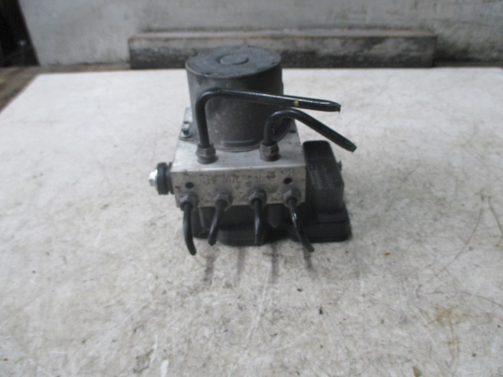 AUDI A1 2015 ABS PUMP AND MODULATOR 6C0907379L