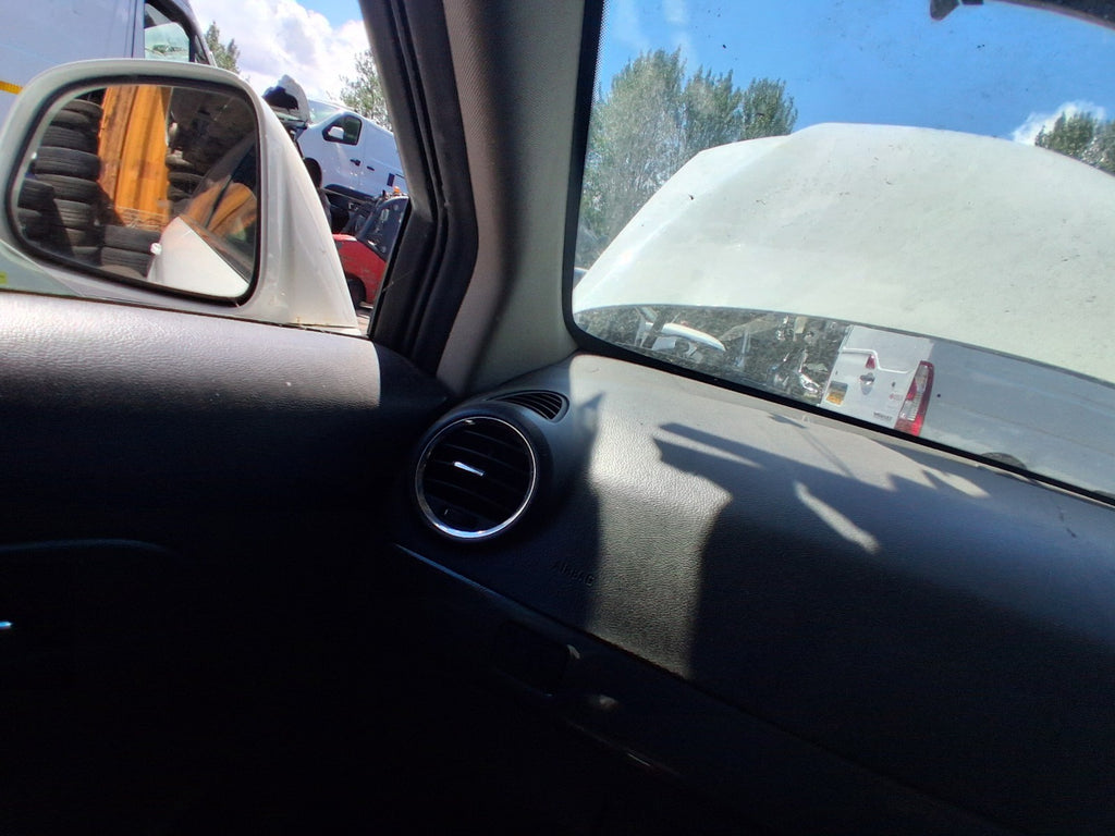 2015 VAUXHALL ANTARA MK1 NSF PASSENGER SIDE FRONT AIR VENT