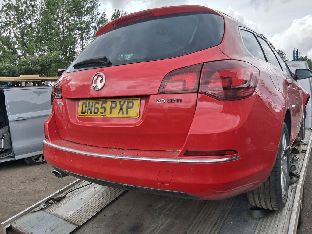 2015 VAUXHALL ASTRA J NSF PASSENGER SIDE FRONT DOOR LOCK MECHANISM