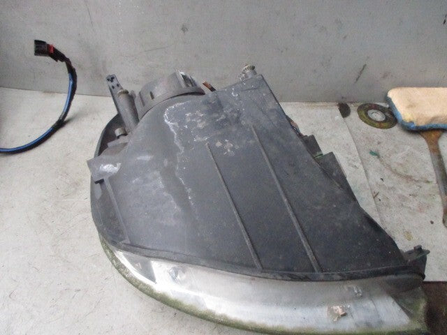 2005 FORD FIESTA NS PASSENGER SIDE HEADLIGHT 2S6X13W030BJ