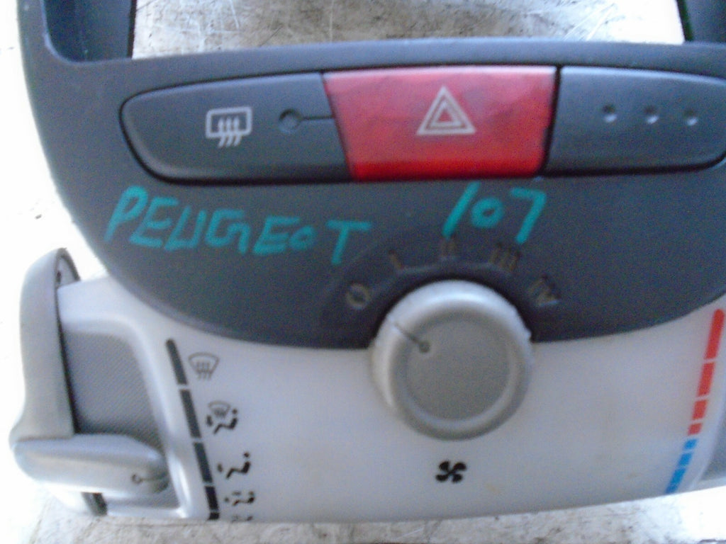 PEUGEOT 107 2005-2014 CENTRE CONSOLE RADIO SURROUND WITH HEATER CLIMATE CONTROL