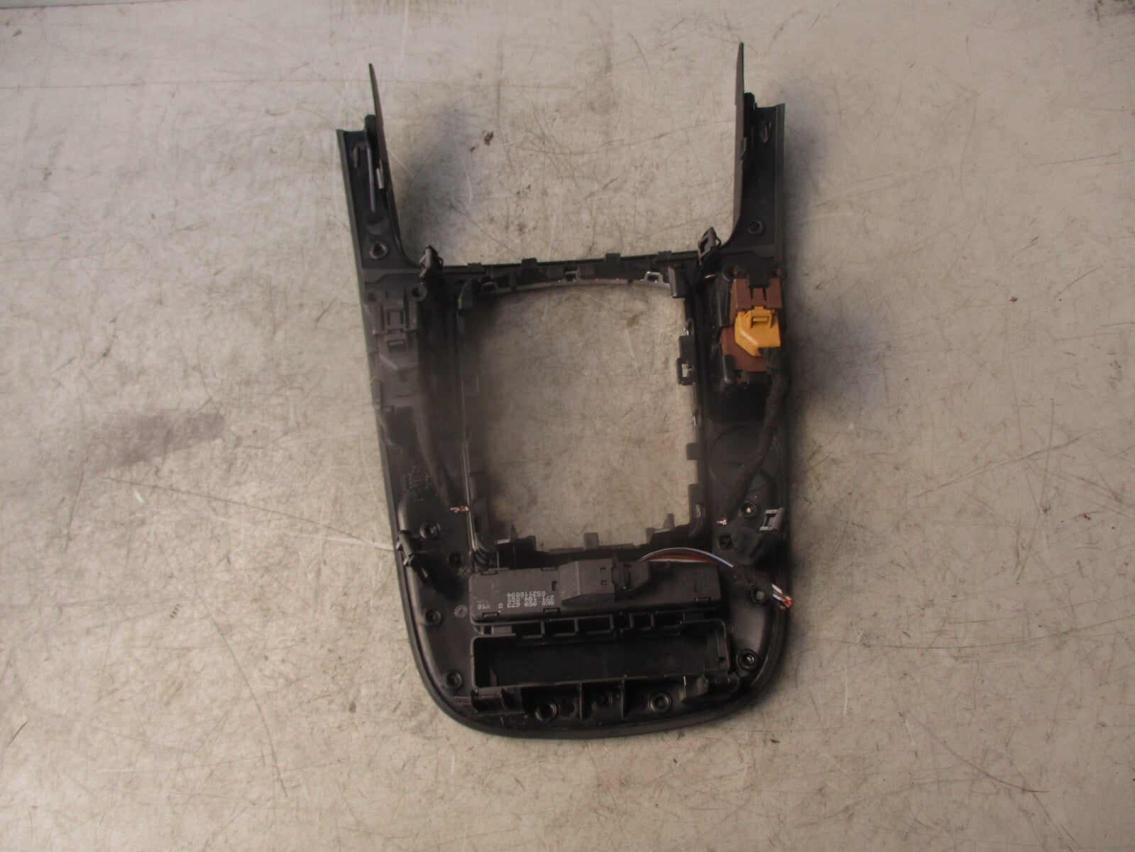 2011 AUDI A5 8T CENTRE CONSOLE GEARSTICK SHIFTER SURROUND TRIM 8K0864261