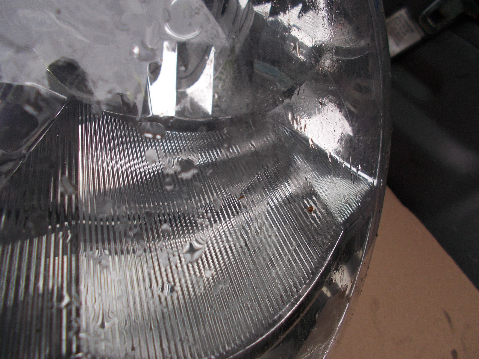 MERCEDES E CLASS W211 NS PASSENGER SIDE HEADLIGHT ASSEMBLY