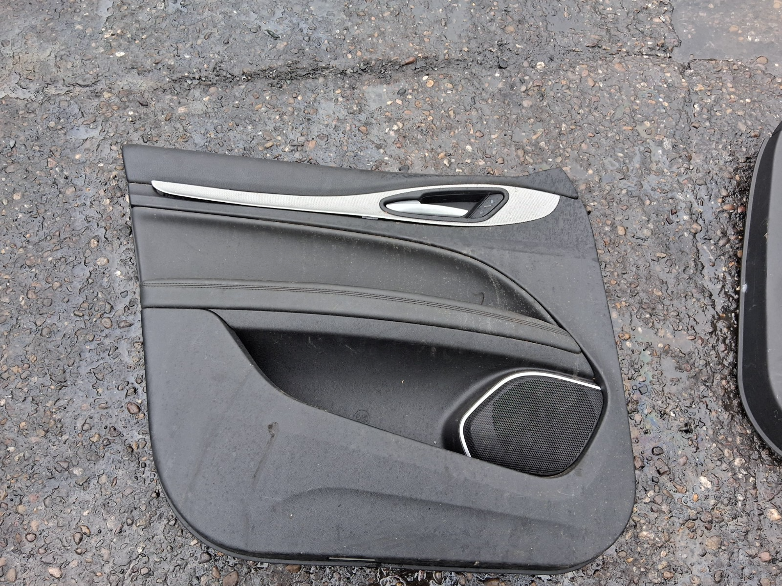 2022 ALFA ROMEO STELVIO 949 4Q NSR PASSENGER SIDE REAR LEFT DOOR CARD PANEL