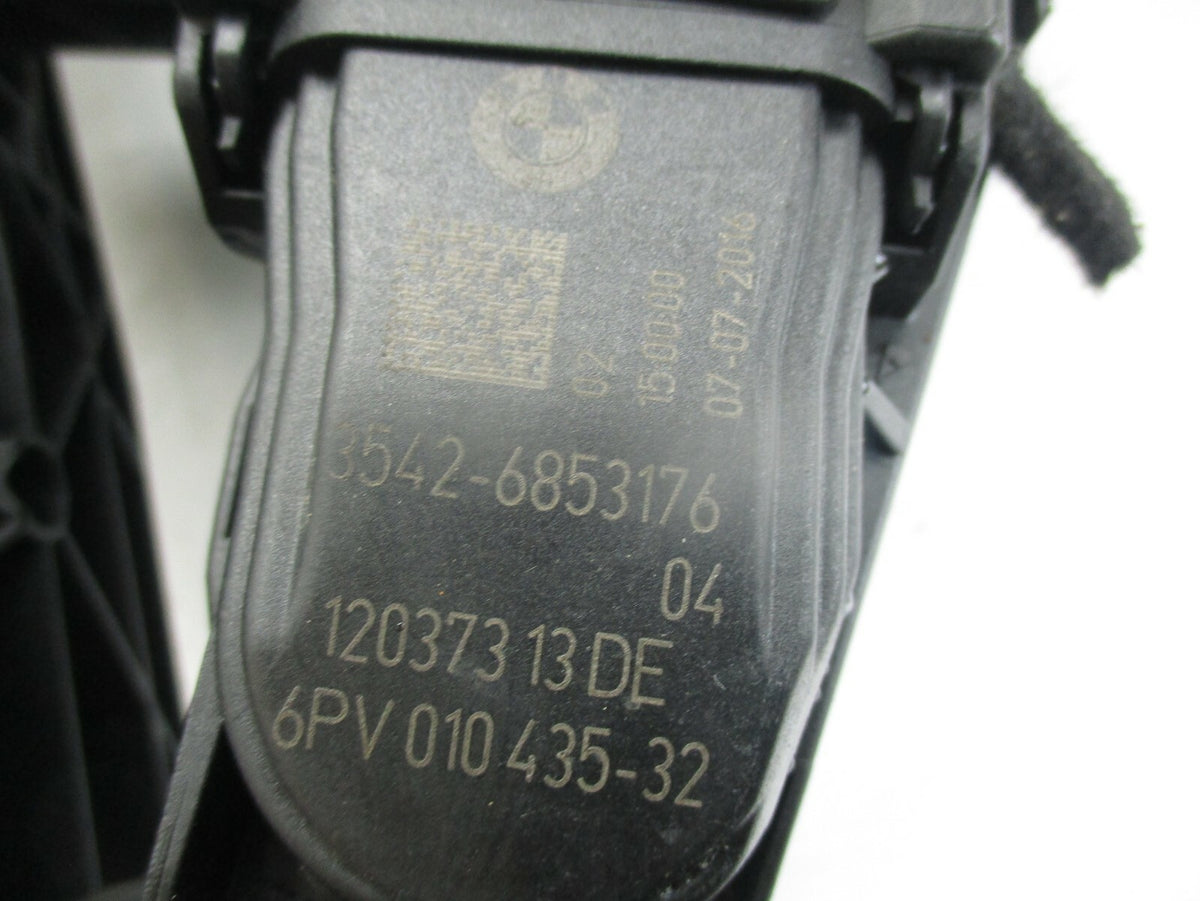 BMW 1 SERIES F20 F21  ELECTRIC ACCELERATOR THROTTLE PEDAL 6853176