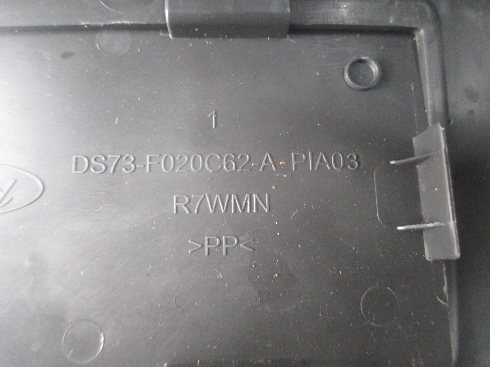 FORD MONDEO MK5 2019 FUSE BOX COVER TRIM PANEL DS73F020C62A