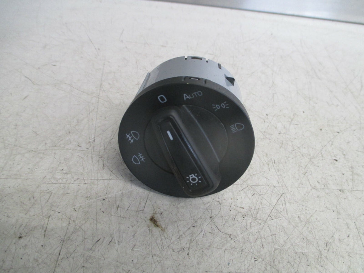 SKODA FABIA  2019 NJ MK3 HEADLIGHT CONTROL SWITCH 5E0941431D