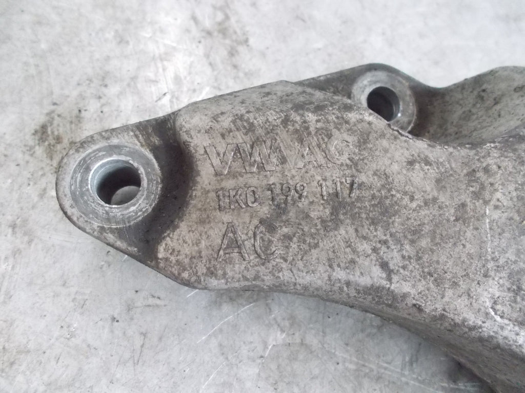 SEAT LEON MK2 ENGINE SUPPORT MOUNT 1K0199117