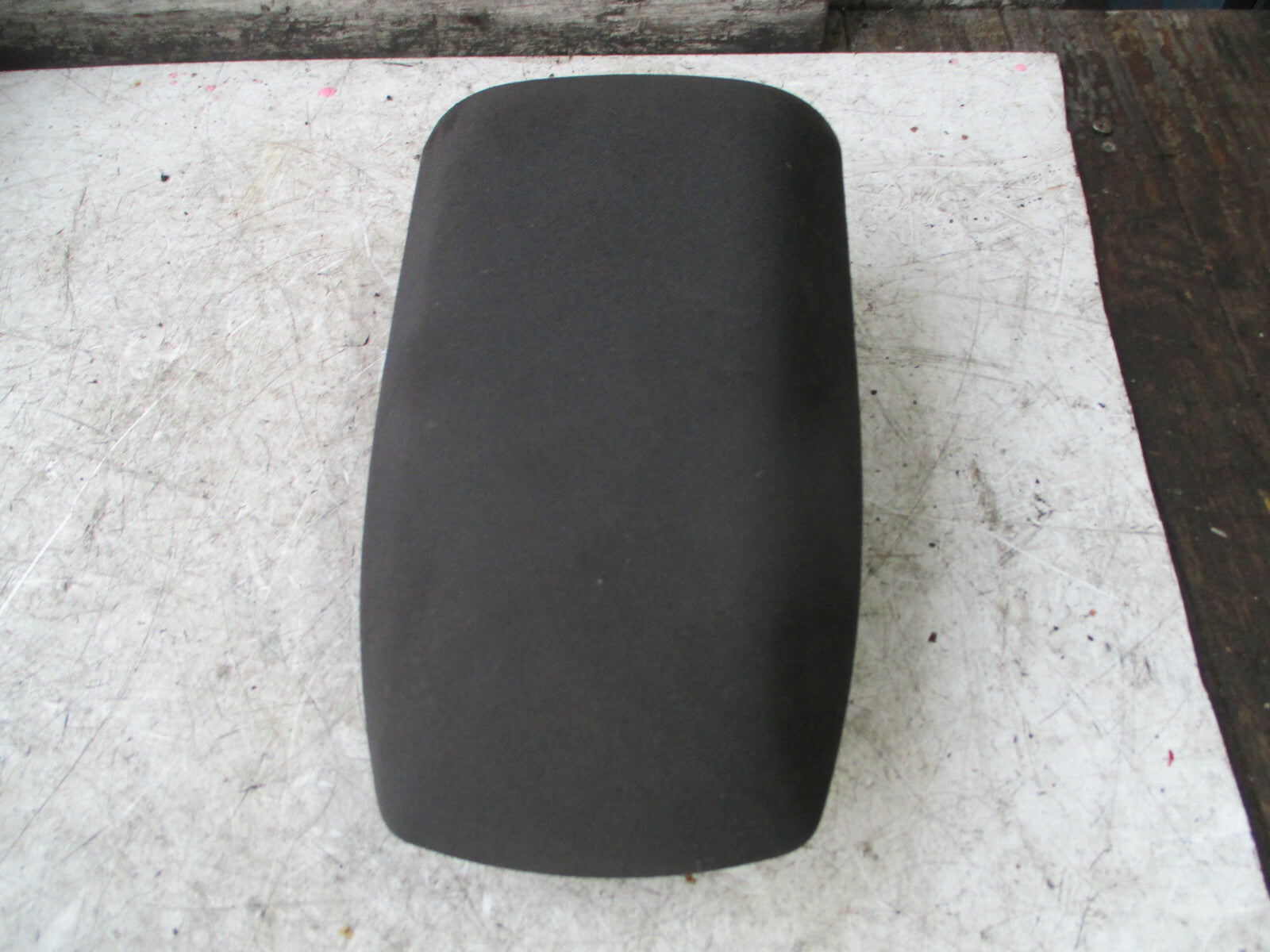 TOYOTA AURIS 2018 MK2 CENTRE CONSOLE ARMREST