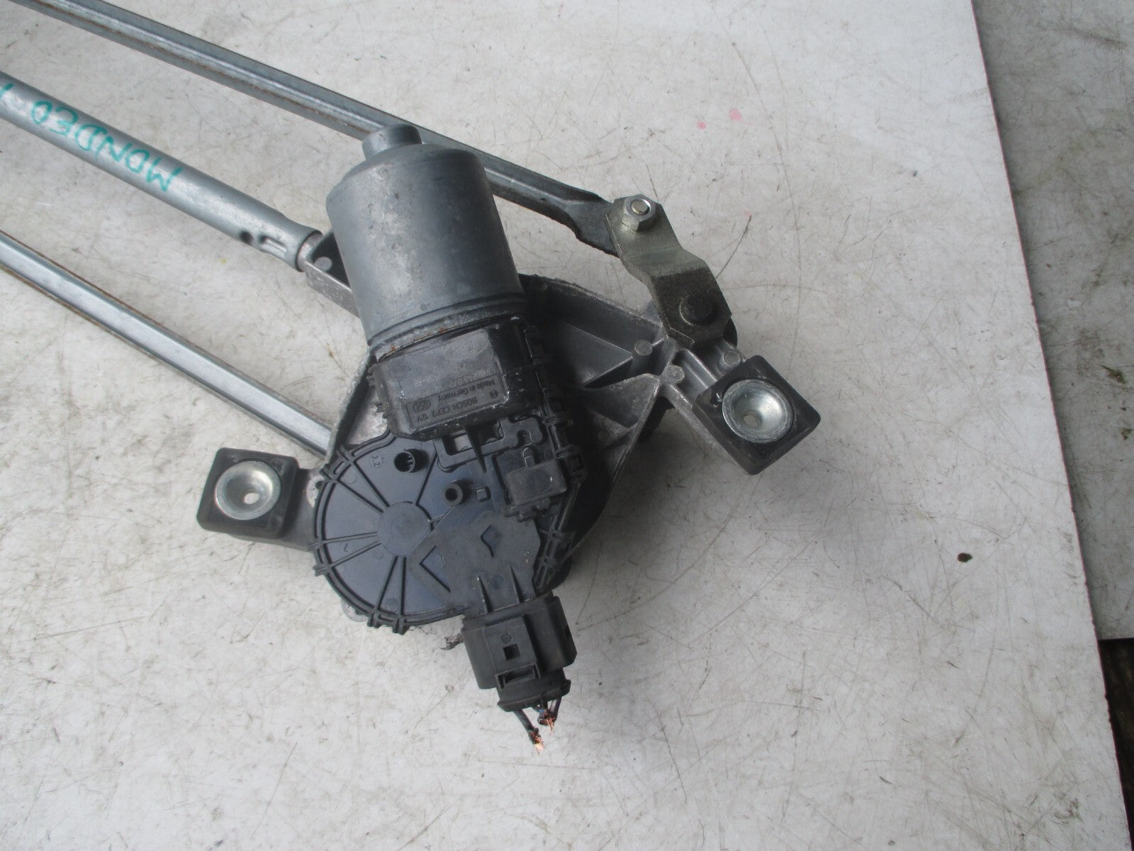 FORD MONDEO MK4 2010 FRONT WINDSCREEN WIPER MOTOR LINKAGE 7S71-17504-BD