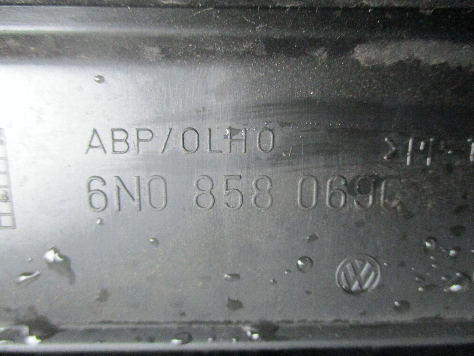 VW VOLKSWAGEN POLO 6N2 CENTRE CONSOLE DASH TRIM 6N0 858 069C