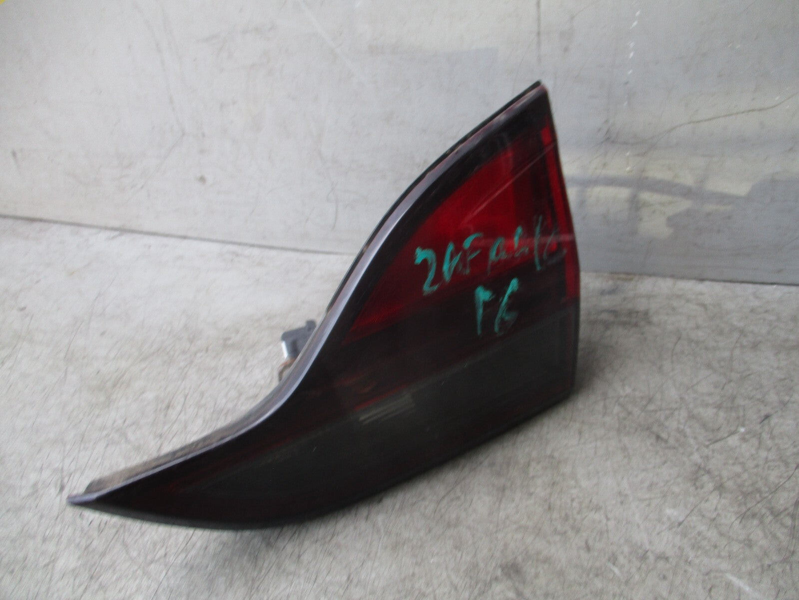 2016 VAUXHALL ZAFIRA C TOURER OSR DRIVER SIDE REAR INNER TAIL LIGHT 13288831