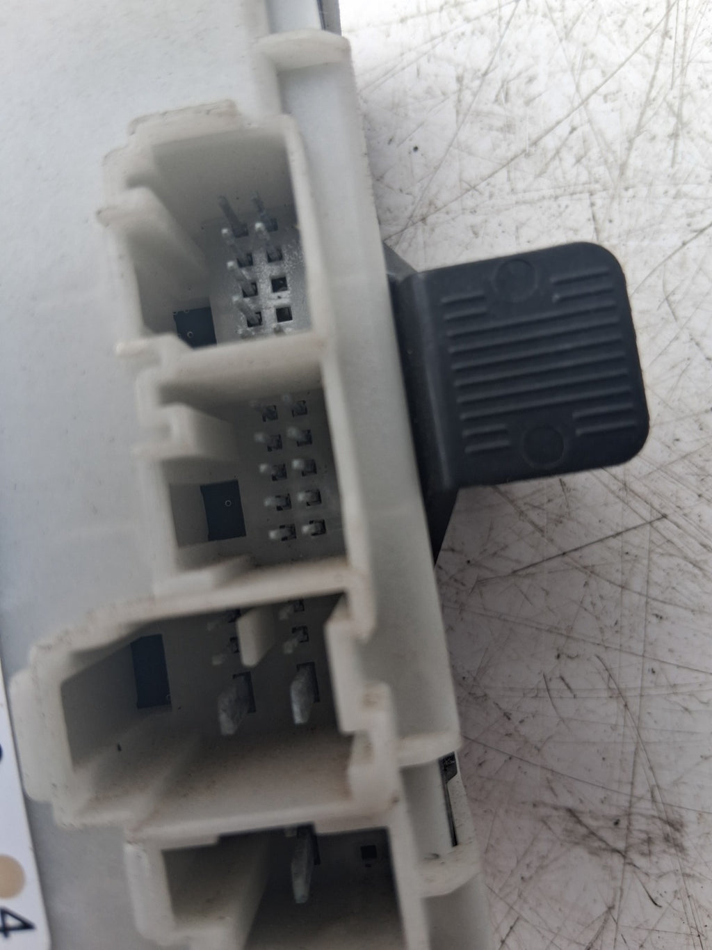 2020 MERCEDES A CLASS W177 OSF DRIVER RIGHT SIDE DOOR CONTROL MODULE A1779004106