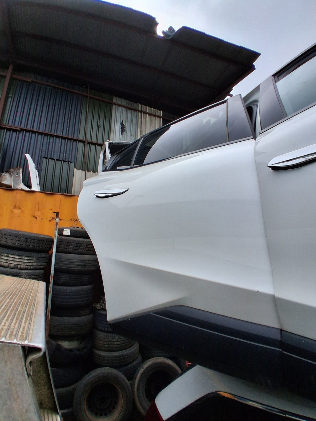 2023 DS AUTOMOBILES DS4 CROSSOVER OSR DRIVER SIDE REAR BARE DOOR WHITE