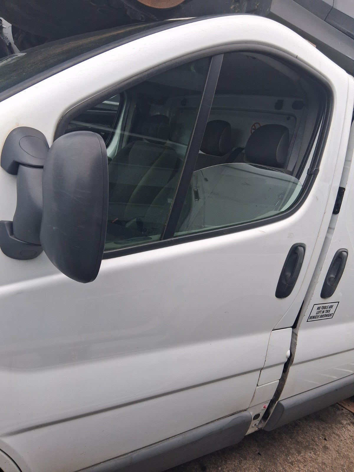 2014 VAUXHALL VIVARO MK1 NSF PASSENGER SIDE FRONT LEFT BARE DOOR WHITE