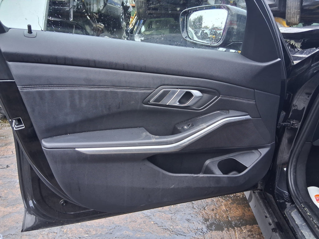 2019 BMW 3 SERIES G20 NSF PASSENGER SIDE FRONT BLACK DOOR CARD PANEL