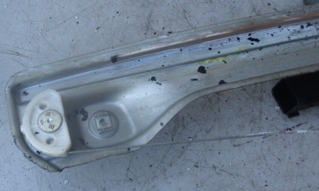 2010  VAUXHALL MOKKA OSF DRIVER SIDE FRONT WINDOW REGULATOR & MOTOR 98910-SUV20
