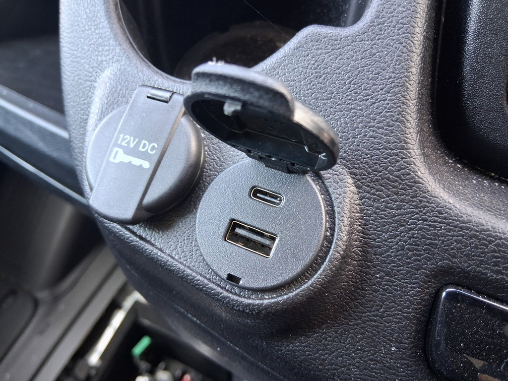 2025 CITROEN RELAY MK3 ONLY USB AND TYPE C PORT