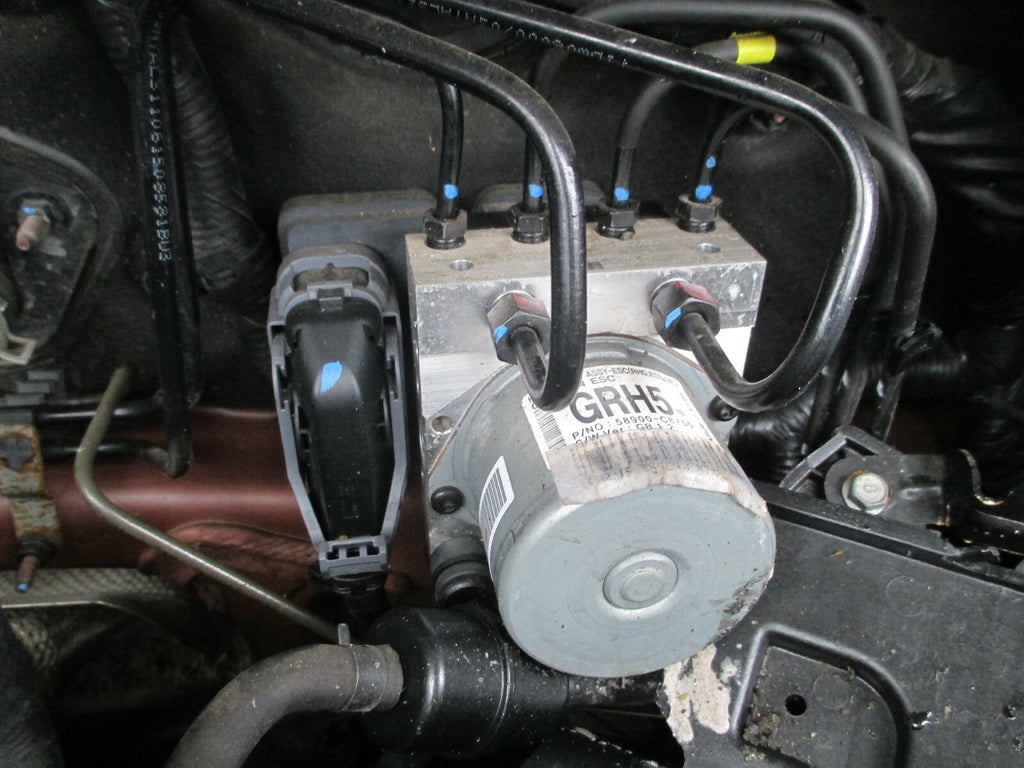 HYUNDAI I20 2015 MK2 1.2 PETROL ABS PUMP & MODULE 58900C8750