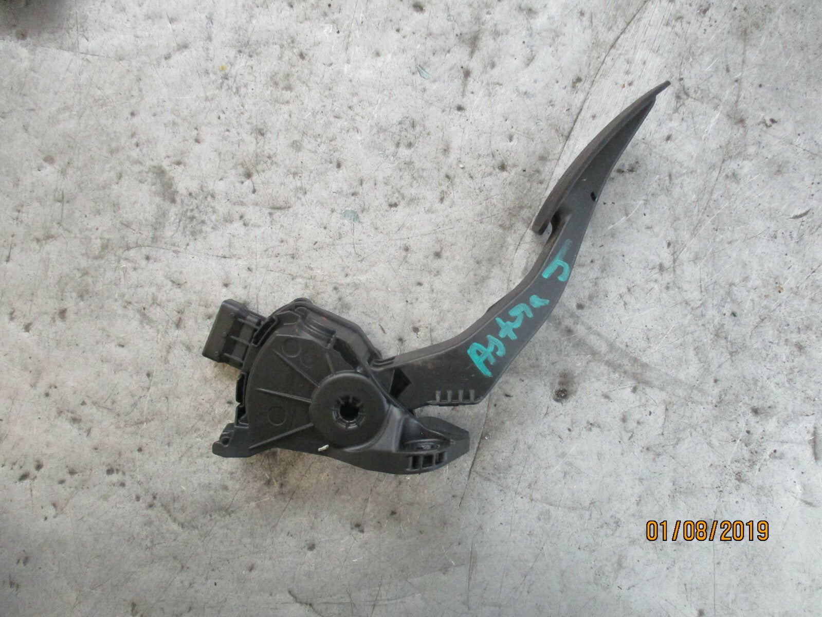 VAUXHALL ASTRA J THROTTLE ACCELERATOR PEDAL 13252704