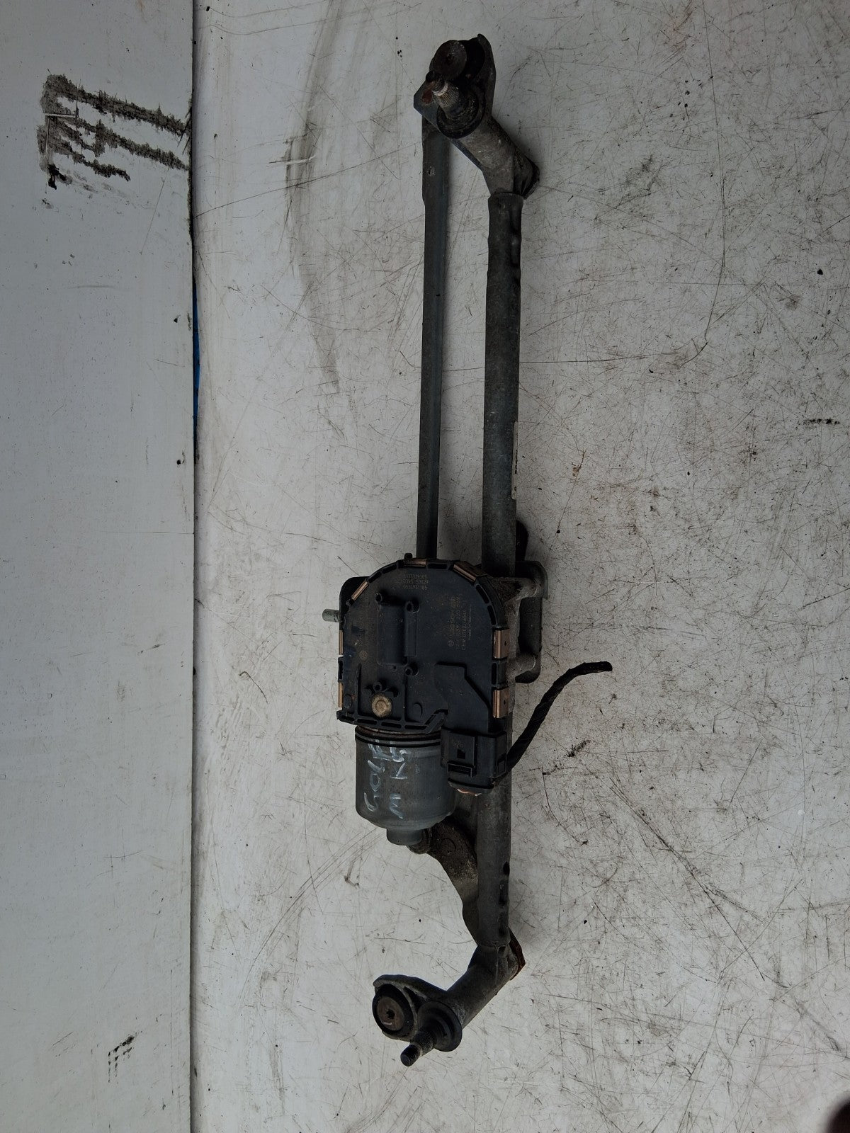 2010 BMW 5 SERIES F10 FRONT WINDSCREEN WIPER MOTOR LINKAGES 7272452