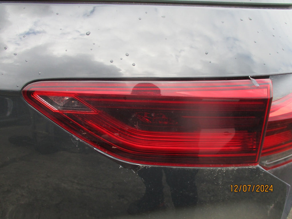 2023 VW VOLKSWAGEN GOLF MK8 HATCH OSR DRIVER SIDE REAR INNER TAIL LIGHT LAMP