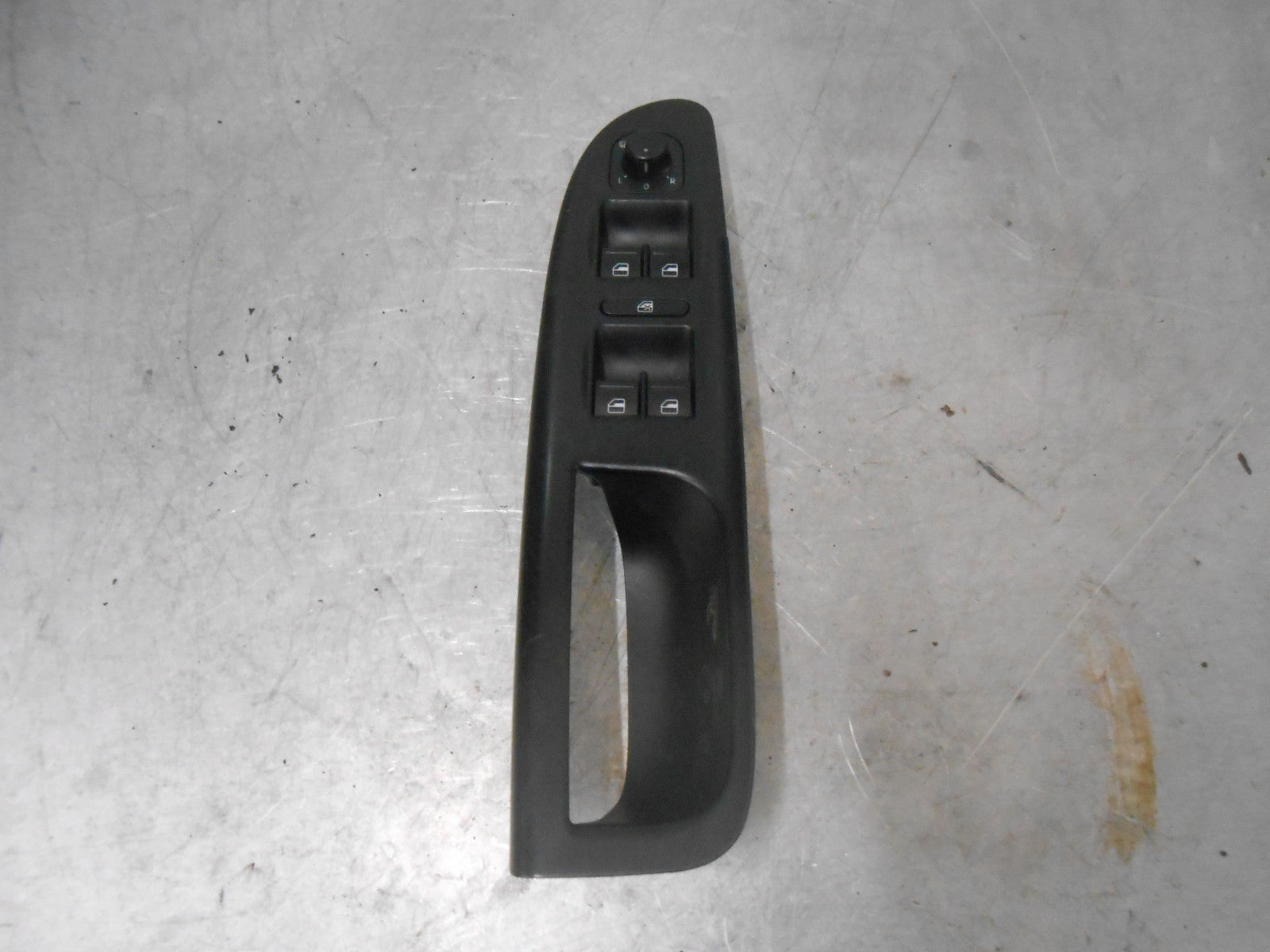 VW VOLKSWAGEN PASSAT B6 (MK5) 2008 OSF DRIVER SIDE FRONT WINDOW SWITCHES