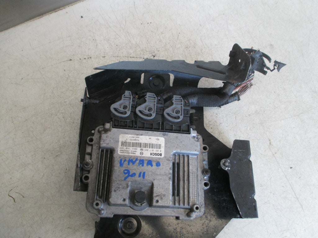 VAUXHALL VIVARO 2011 ENGINE CONTROL MODULE UNIT 0281017065