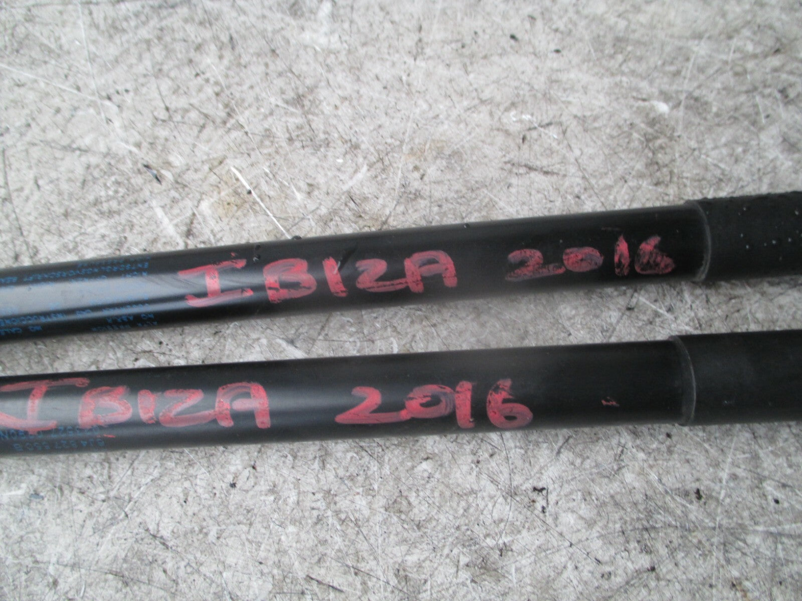 SEAT IBIZA 2016 MK4 6J TAILGATE PAIR GAS STRUTS 6J4827550