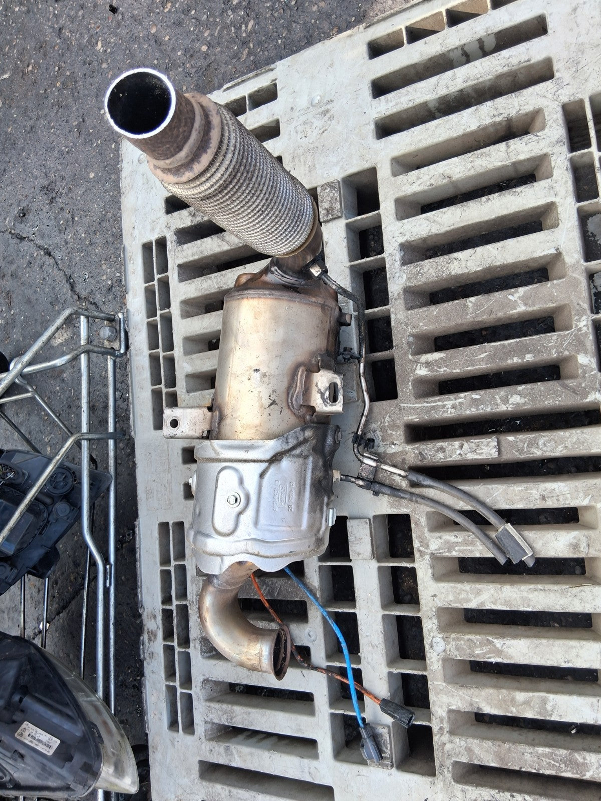 FORD S MAX MK1 2012 1.6 TDCI DIESEL DPF CATALYTIC CONVERTER AV615H270MC