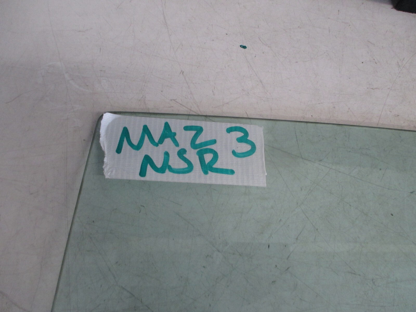 MAZDA 3 MK4 BP 2021 5 DOOR NSR PASSENGER SIDE REAR DOOR WINDOW GLASS PANE