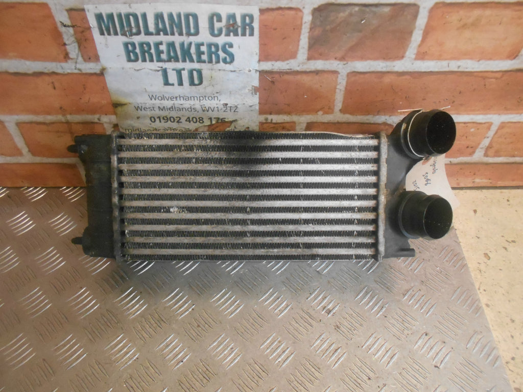 PEUGEOT 5008 2015 1.6 HDI FRONT COOLING RADIATOR INTERCOOLER UNIT 9684212480